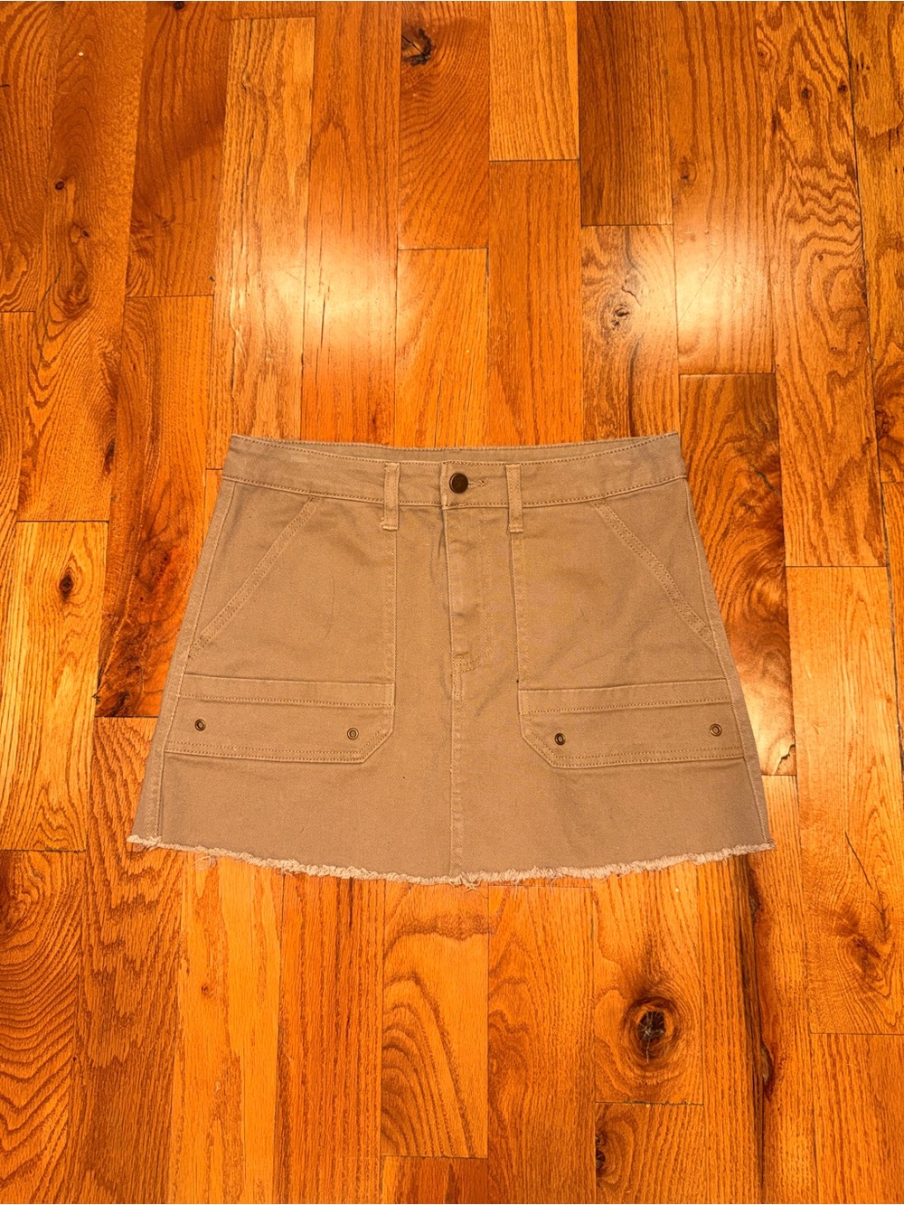 No Boundaries Beige Utility Mini Skirt with Front Pockets - Picture 1 of 2